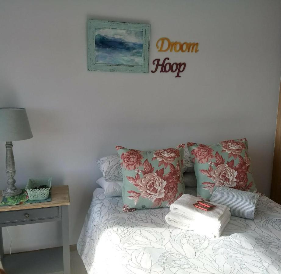 Froggy Bay Is The Best All The Way! Simon's Town Eksteriør billede